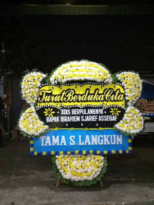 Papan Bunga Duka di Batang Gangsal